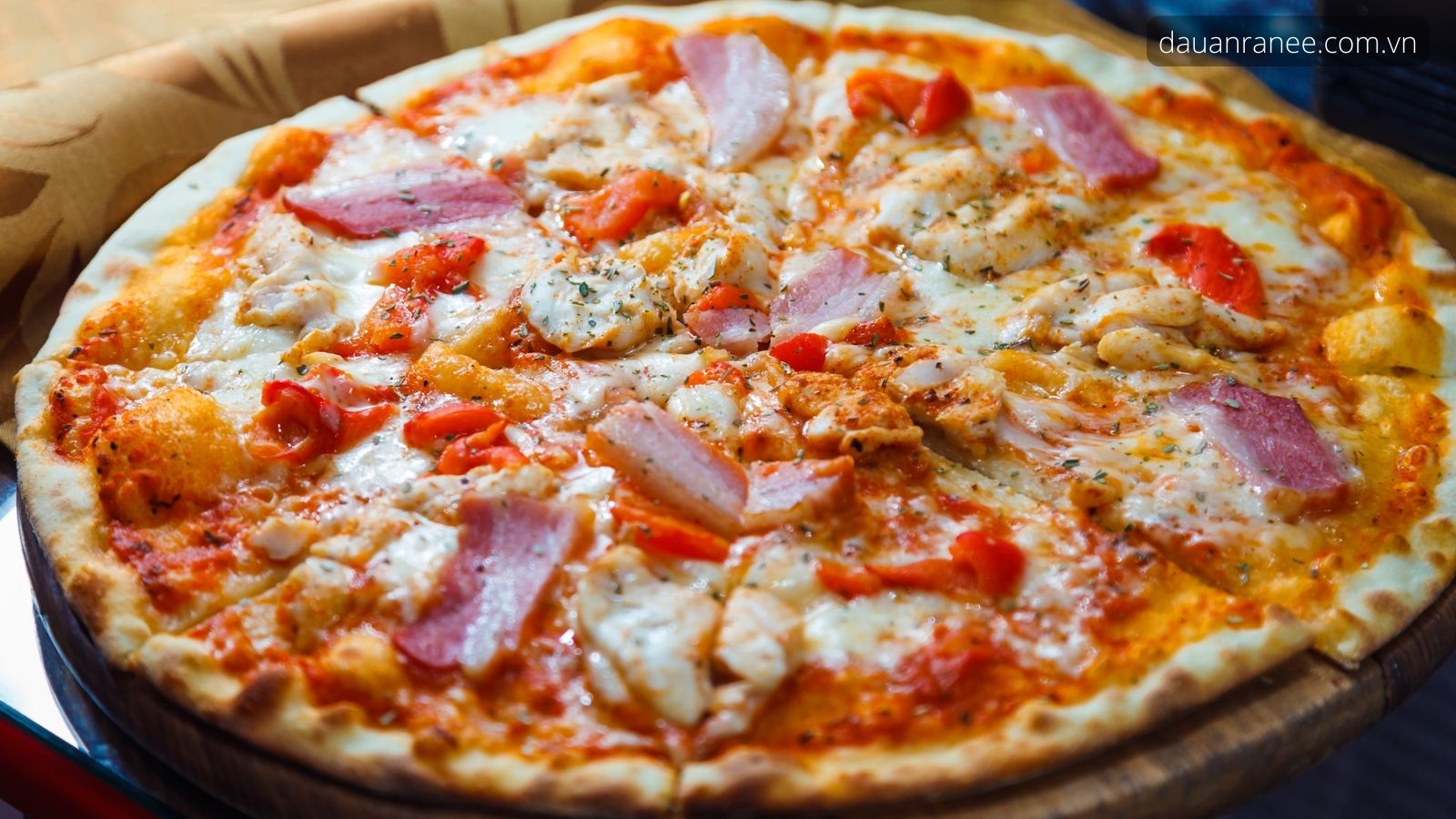 Cách Làm Pizza Bằng Chảo Chống Dính Đơn Giản